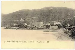 Théoule-sur-Mer, carte postale historique, la plage du Suveret et le château 